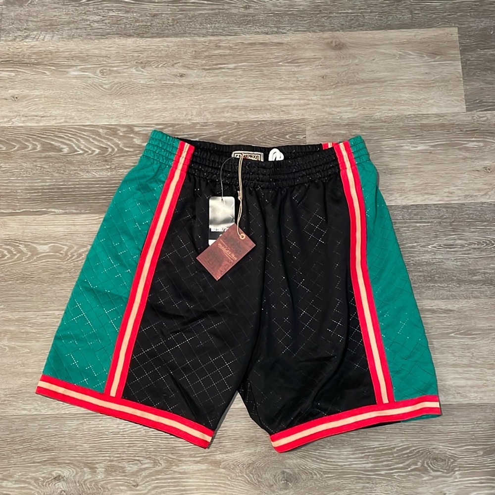 Mitchell & Ness Swingman Lakers Shorts